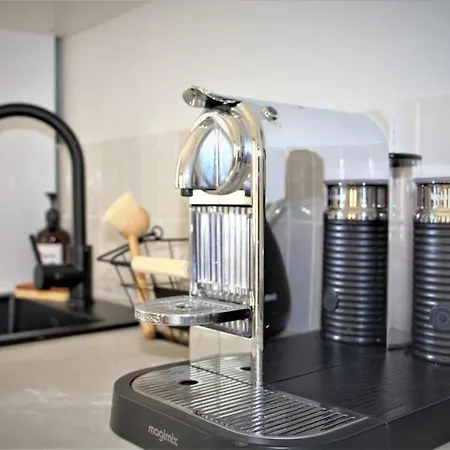 Mon Amour, Un Sejour A 200m De La Cathedrale ! Classe 3 Etoiles ! *