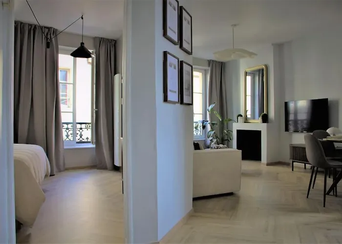 Mon Amour, Un Sejour A 200m De La Cathedrale ! Classe 3 Etoiles ! Appartement *